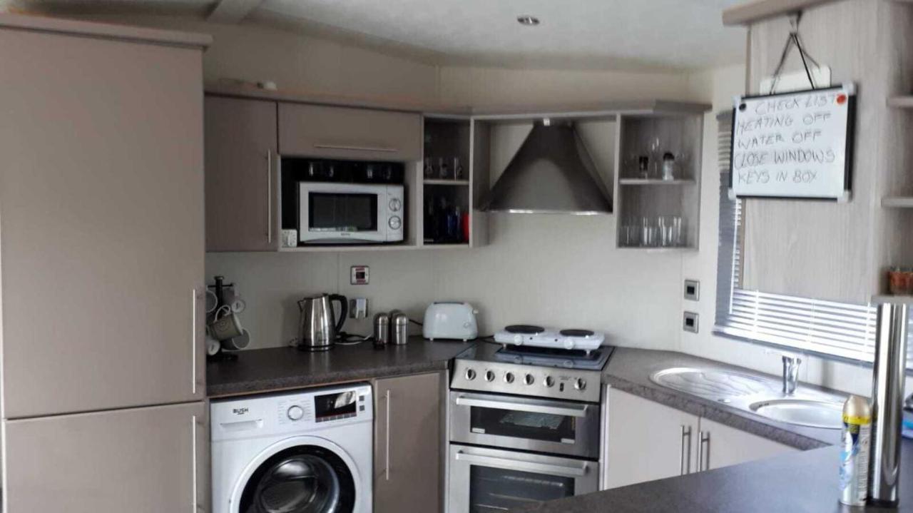 Summer Lodge Luxury Caravan In Hastings Free Wifi Bagian luar foto